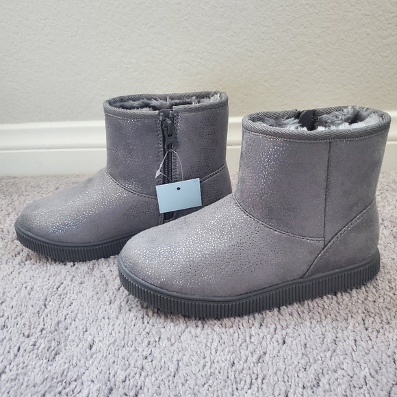 FREE!!!!!NWT SIZE 13 CAT AND JACK W/ANY PURCHASE!!!! - Picture 8 of 8